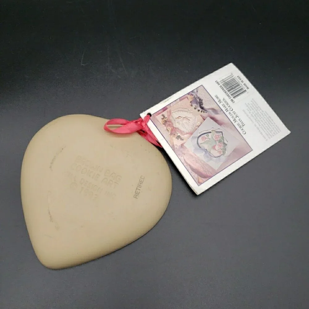 Vintage 1993 Brown Bag Cookie Art Checkered Heart 6.5